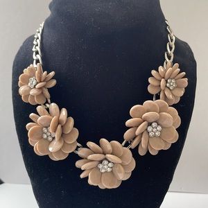 Flower necklace